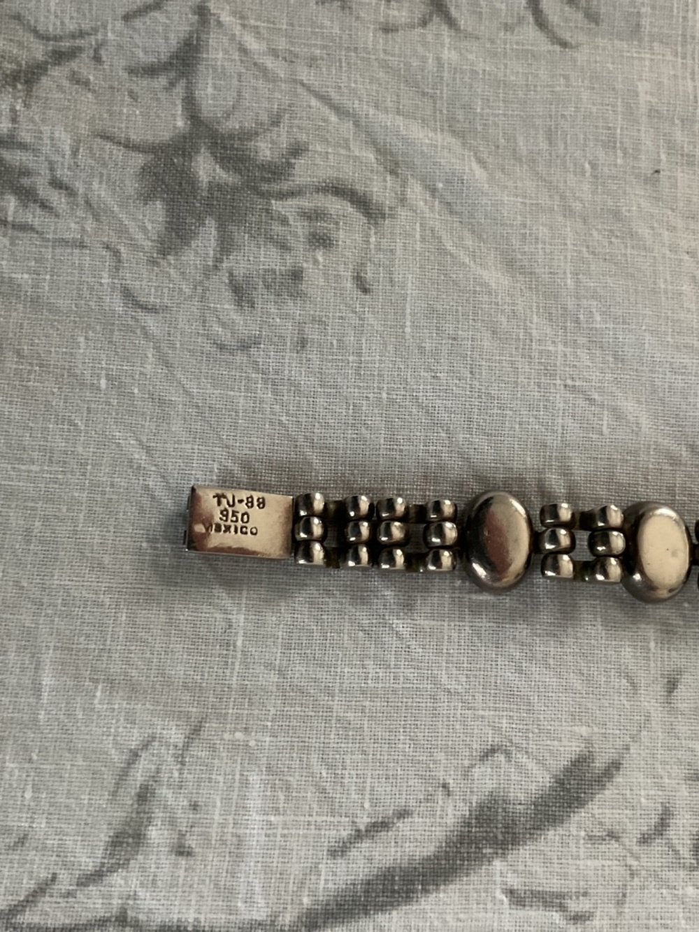 SALE! Price Drop!  EUC 950 Silver Mexico Onyx Bracelet - Picture 2 of 6